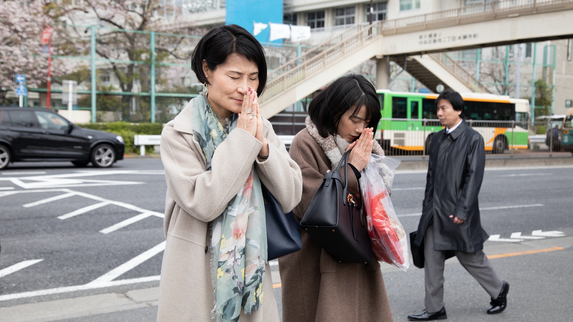 HOLD ME BACK slide 4