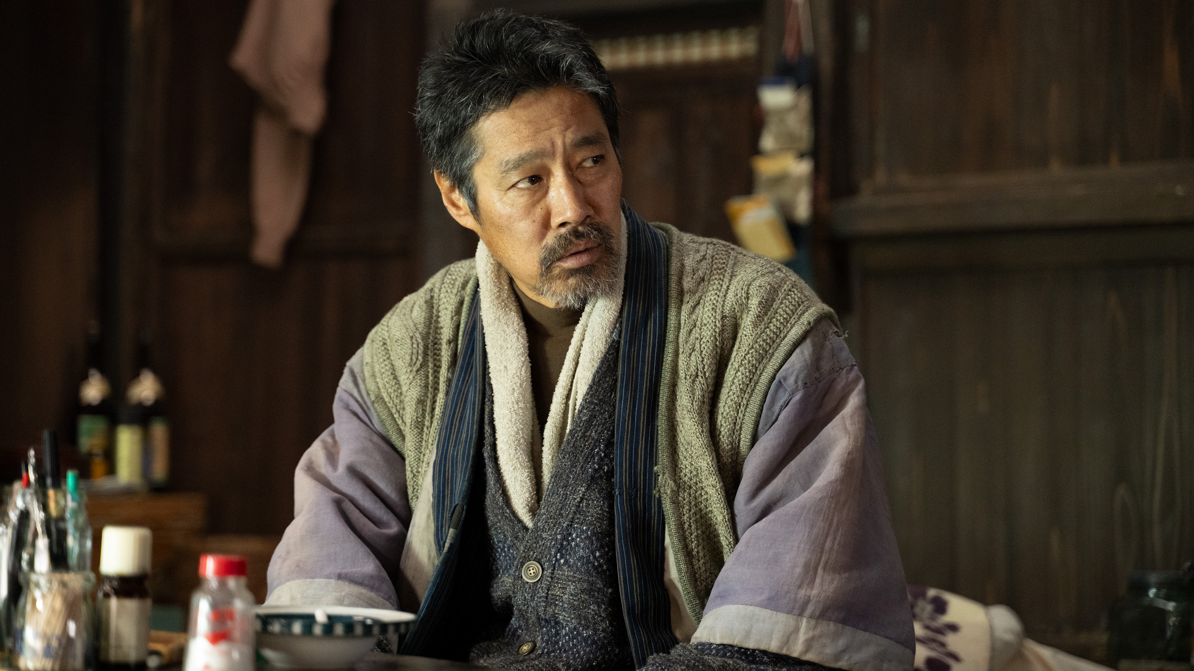 Two Seasons, Two Strangers Still Photo 5