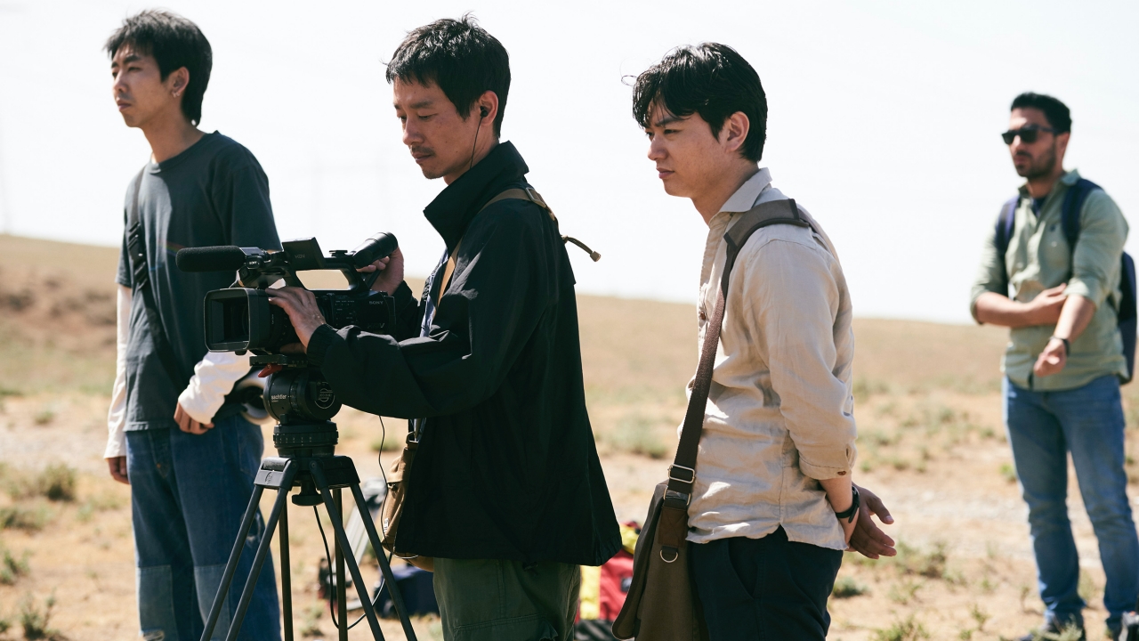 TO THE ENDS OF THE EARTH filming crew