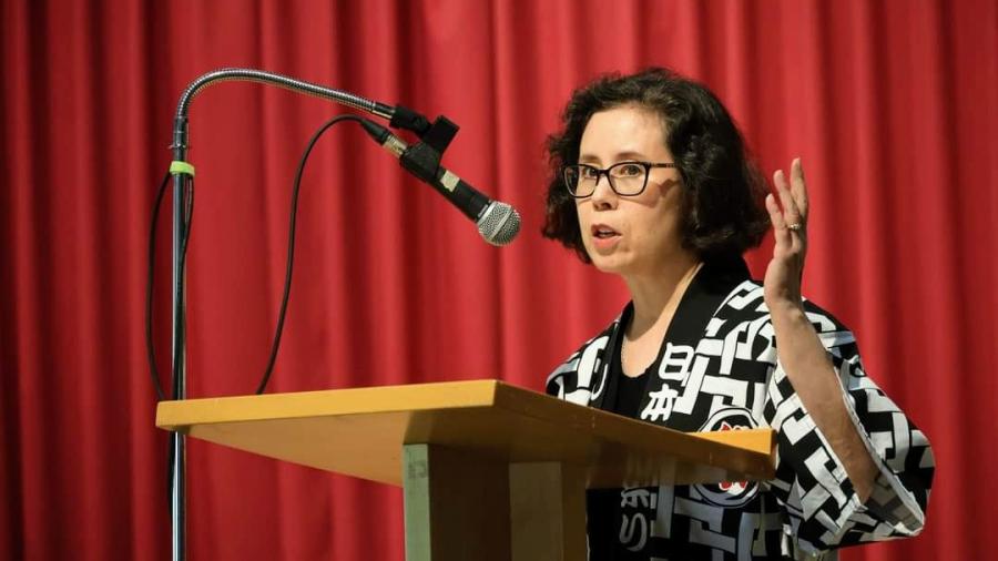 Book Reading - Suzanne Hartmann